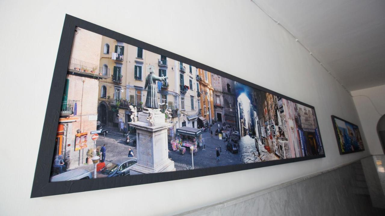 Napolitudine Couette-café
